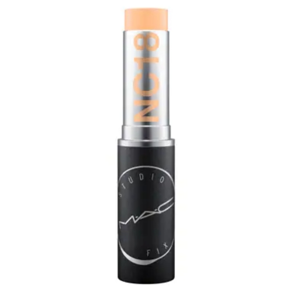 MAC NC18 Studio Fix Soft Matte Foundation Stick - Picture 1 of 8
